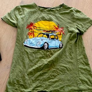Retro VW beetle tee size small